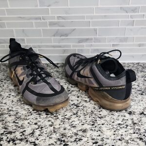 Black & Gold Nike Air Vapormax 2019 Running Shoes sz 13 sneakers AR6631-002